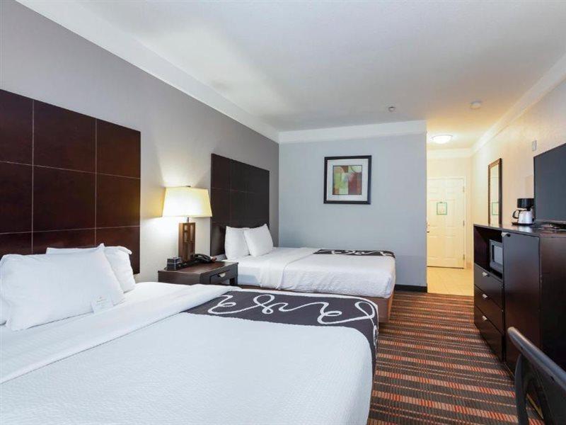 La Quinta By Wyndham Livingston Otel Dış mekan fotoğraf