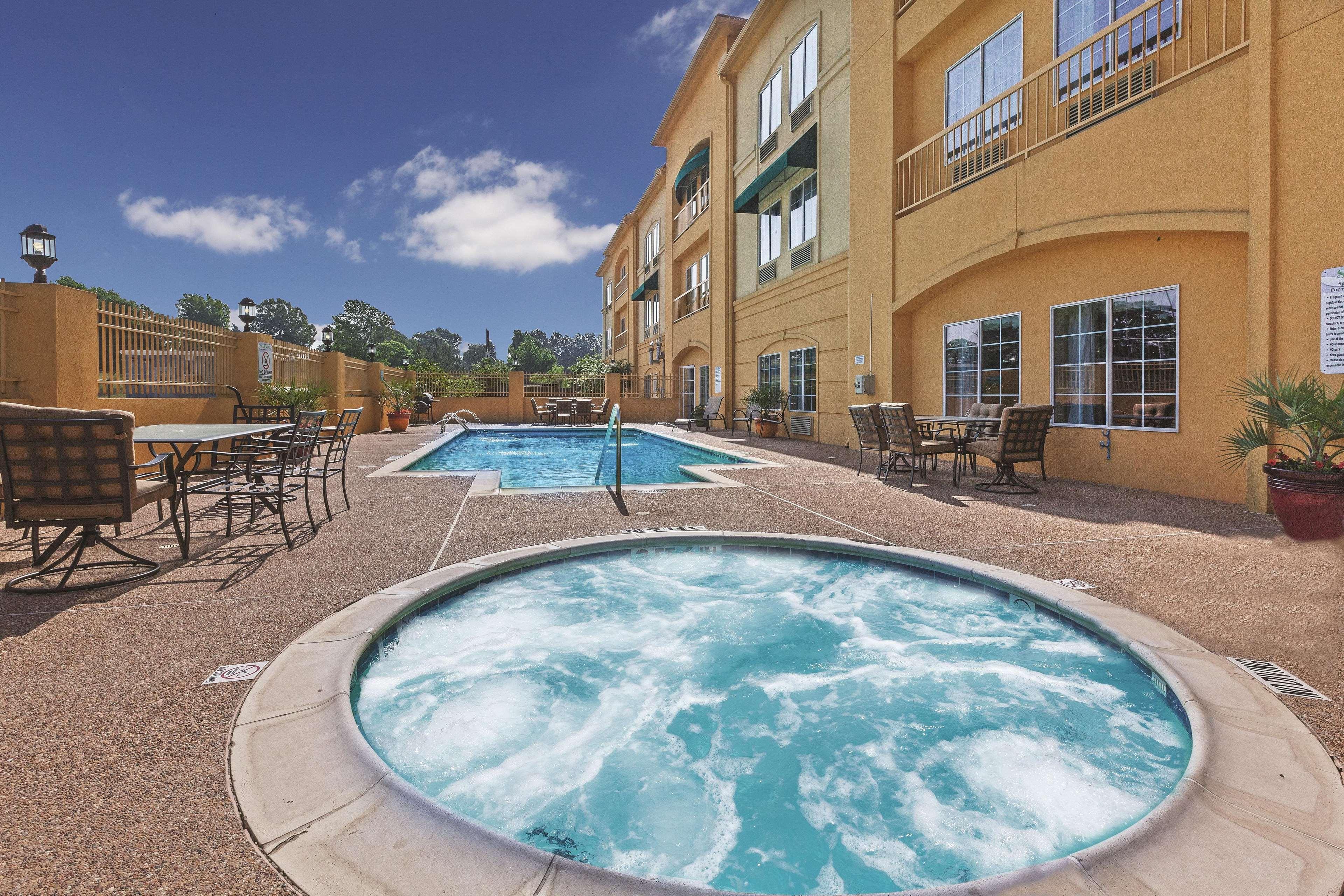 La Quinta By Wyndham Livingston Otel Dış mekan fotoğraf